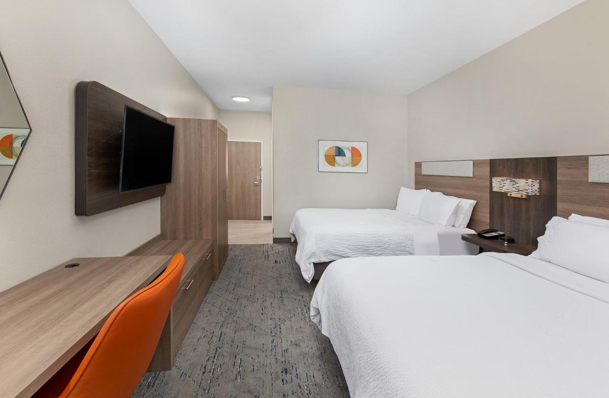 Holiday Inn Express Hurricane Mills Waverly By Ihg Bagian luar foto