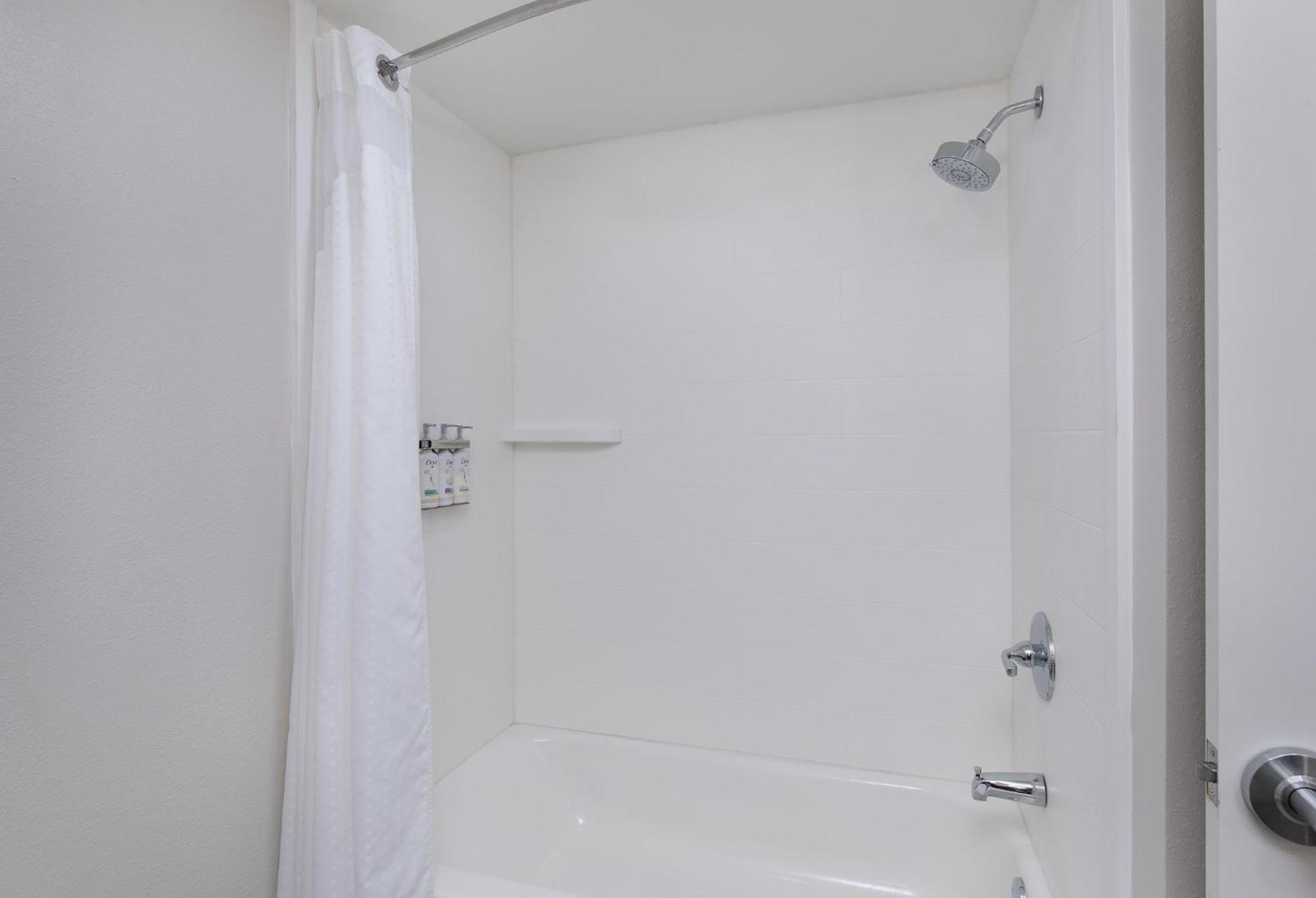 Holiday Inn Express Hurricane Mills Waverly By Ihg Bagian luar foto