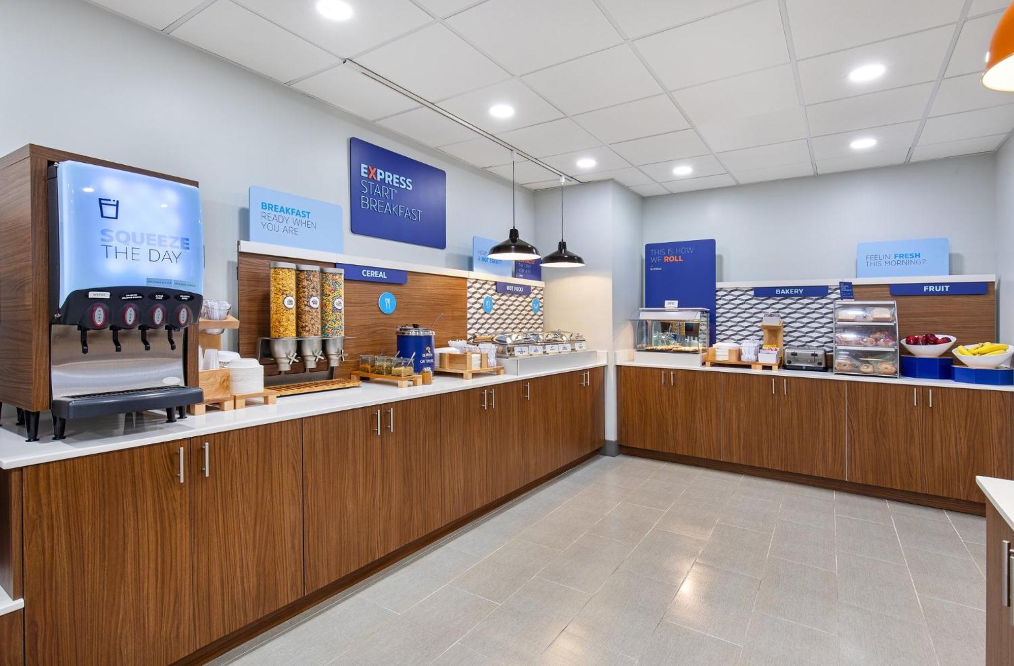 Holiday Inn Express Hurricane Mills Waverly By Ihg Bagian luar foto